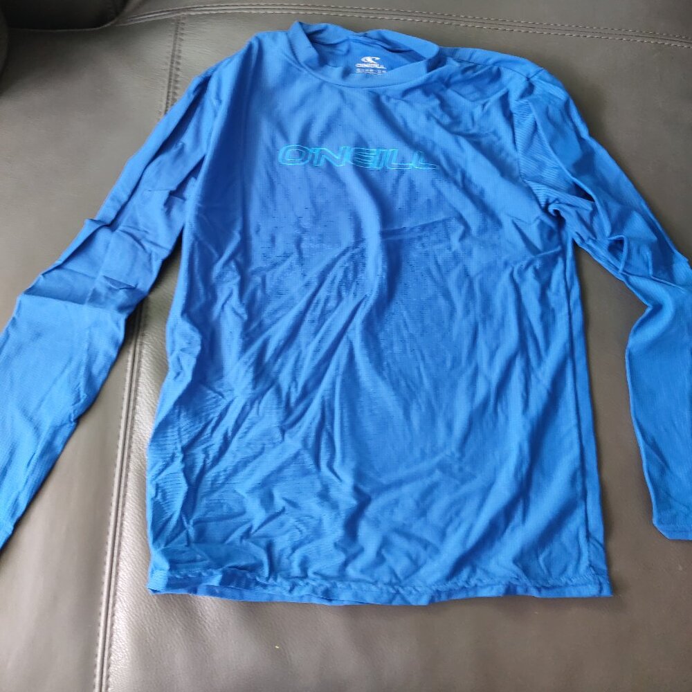 O'Neil boys rash guard size 14